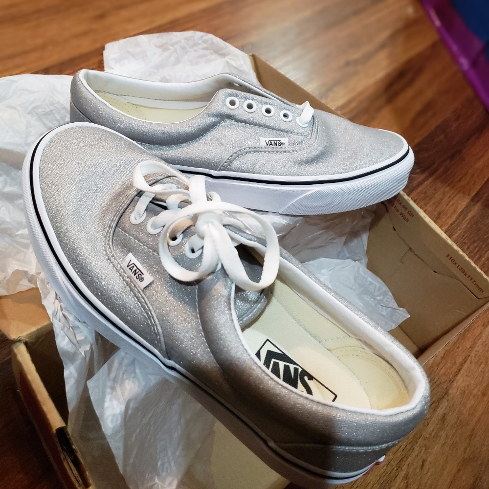 Women's ankle sparkle vans